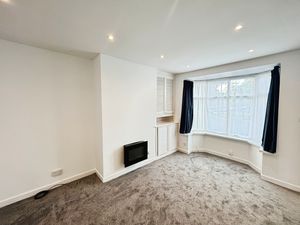 Lounge- click for photo gallery